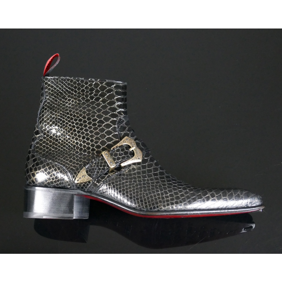 Dilettante 'The Duke' Buckle detail zip boot