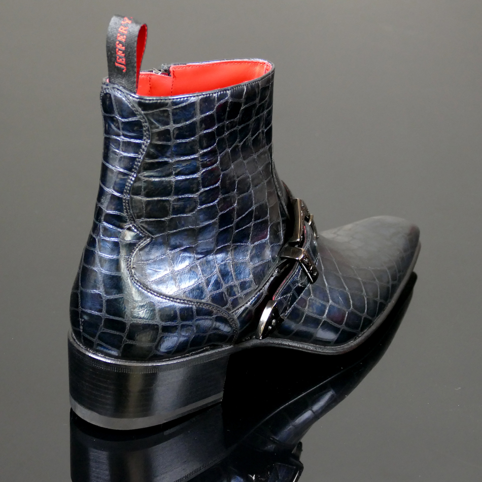 Dilettante 'The Duke' Buckle Detail zip boot