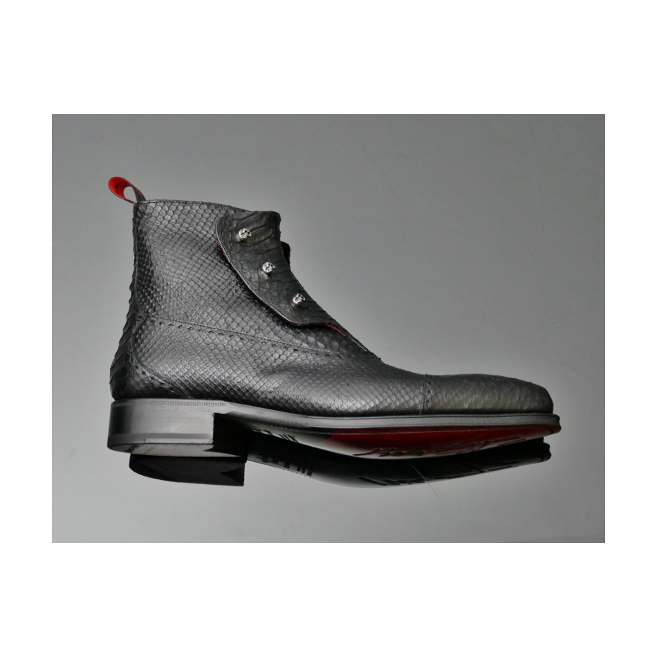 Lugosi - 'Gargoyle' Skull Spat Boot